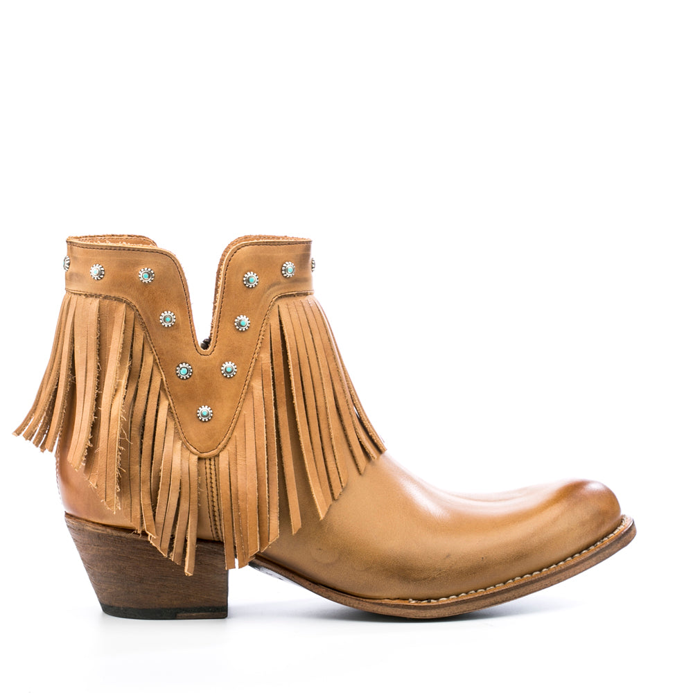 CARRIE Camel